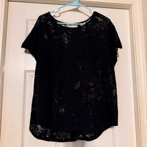 Ava & Viv Black Floral Lace Short Sleeve Top